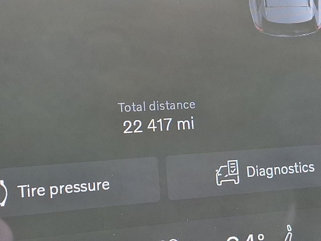 2023 Volvo XC60 B5 Plus Dark Theme
