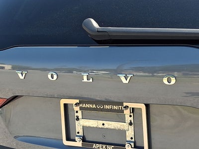 2023 Volvo XC60 B5 Plus Dark Theme