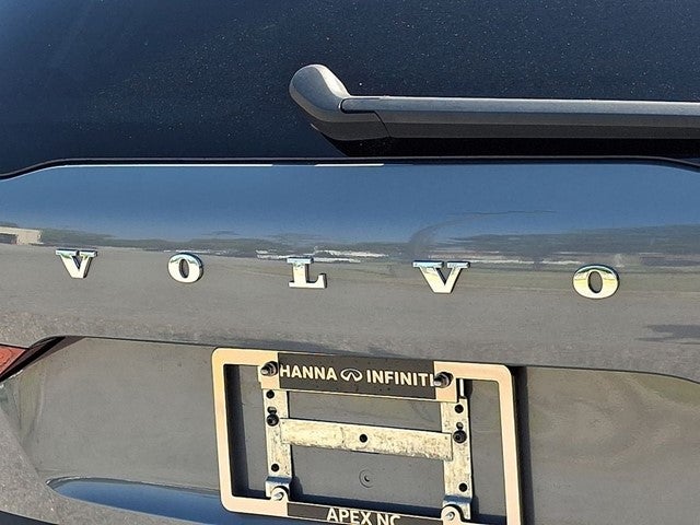 2023 Volvo XC60 B5 Plus Dark Theme